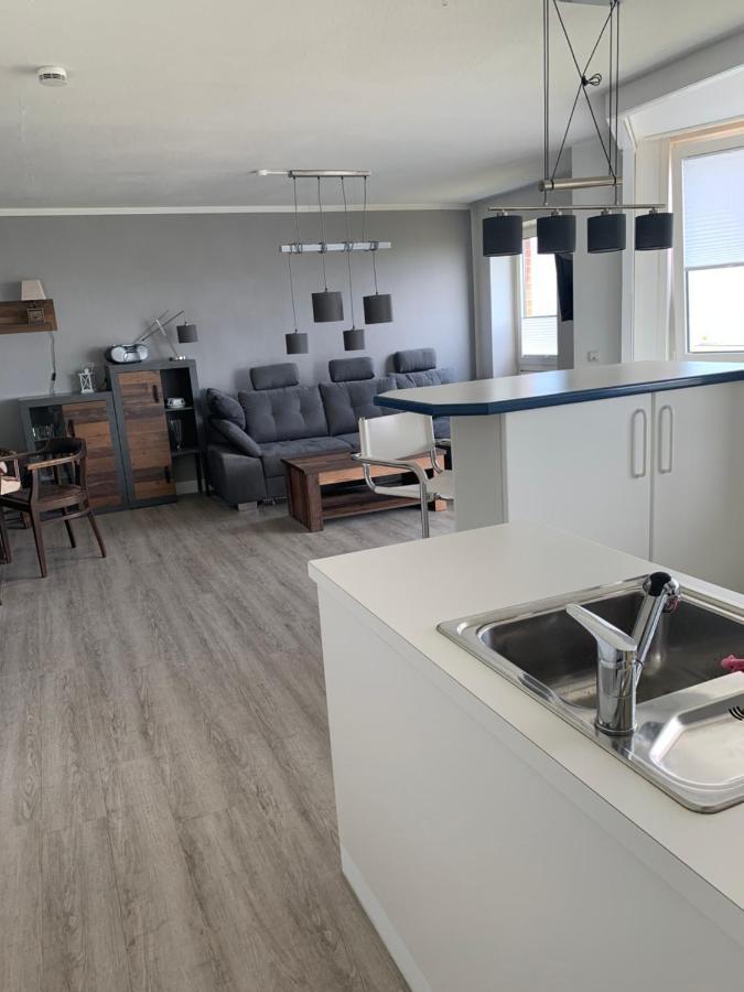 Fewo Mit Meerblick - Direktzugang Zur Nordsee Apartment Wilhelmshaven Bagian luar foto