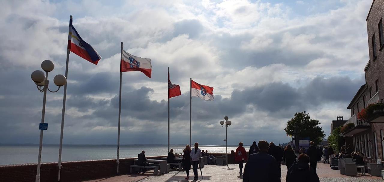 Fewo Mit Meerblick - Direktzugang Zur Nordsee Apartment Wilhelmshaven Bagian luar foto